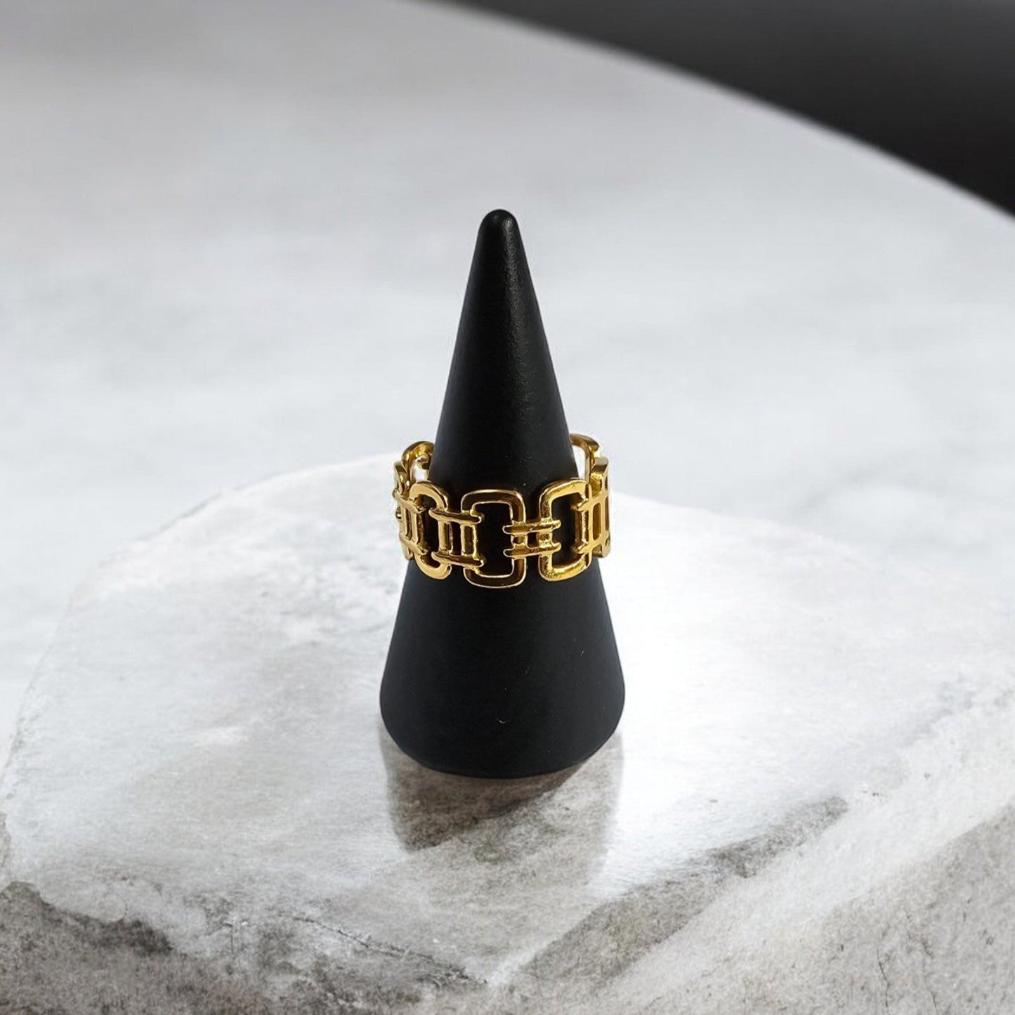 Bague ASTARTE