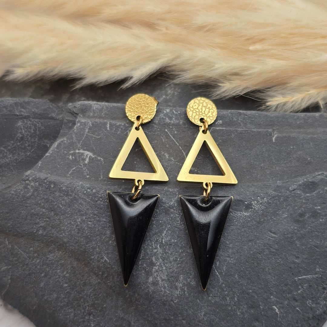 Duo de triangles : sequin émaillé et acier inoxydable doré