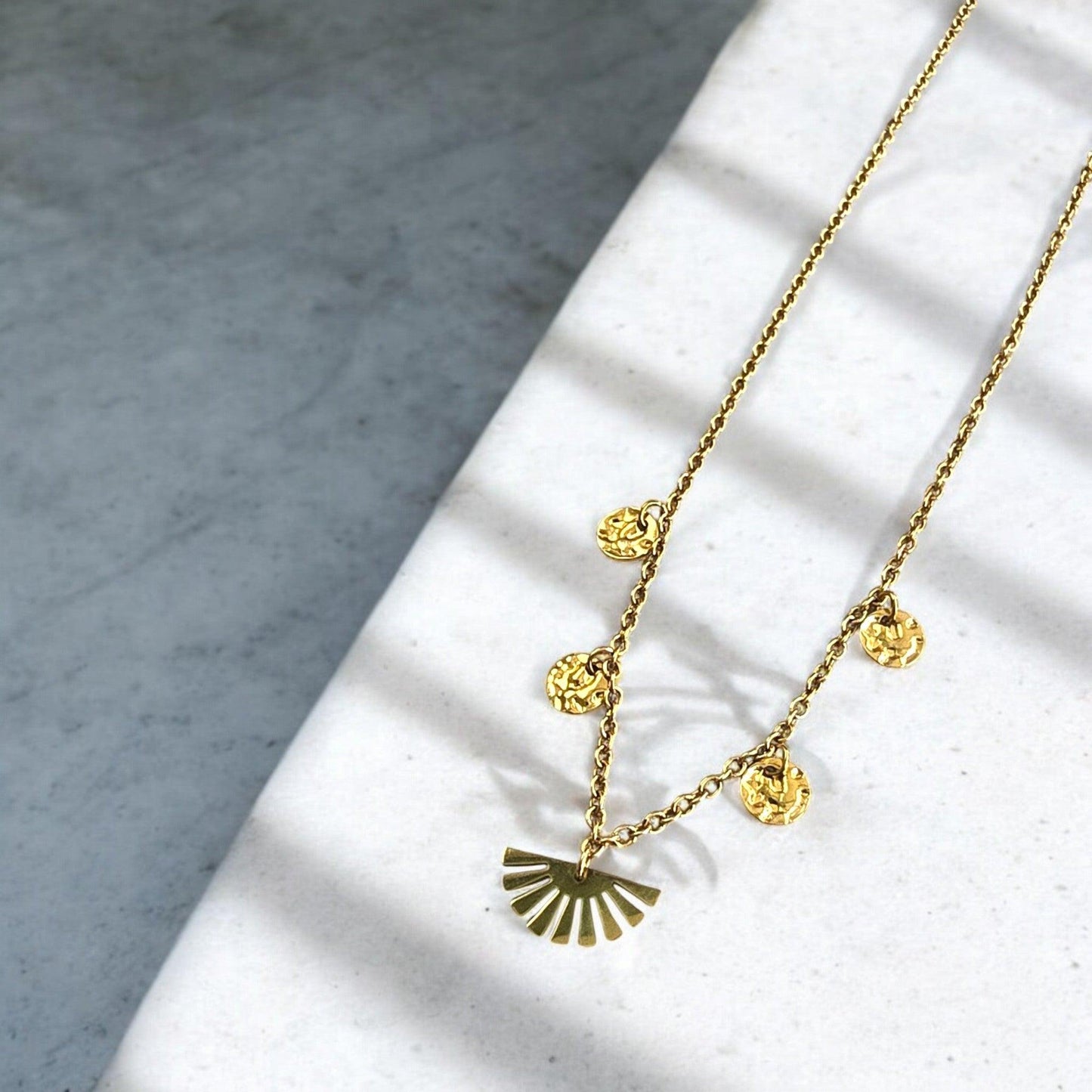 Collier HECATE
