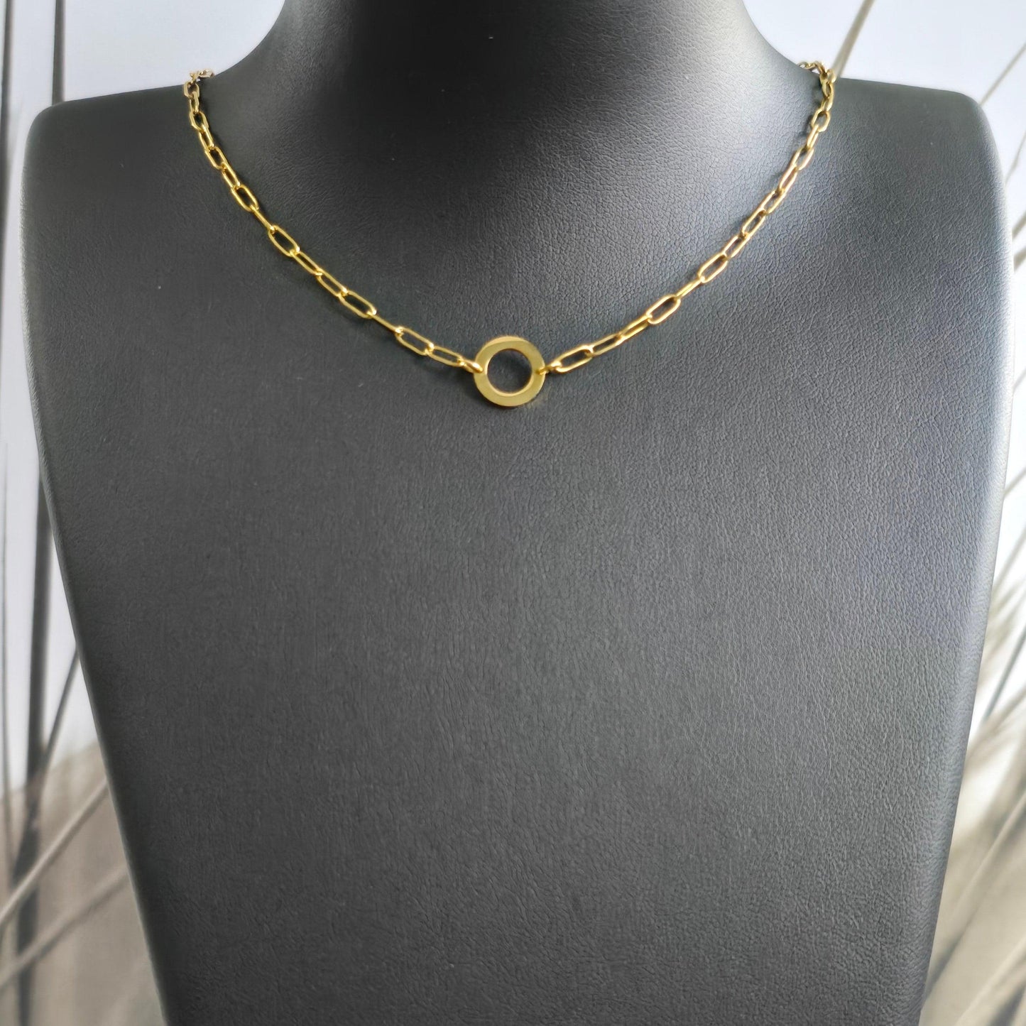 Collier EOS