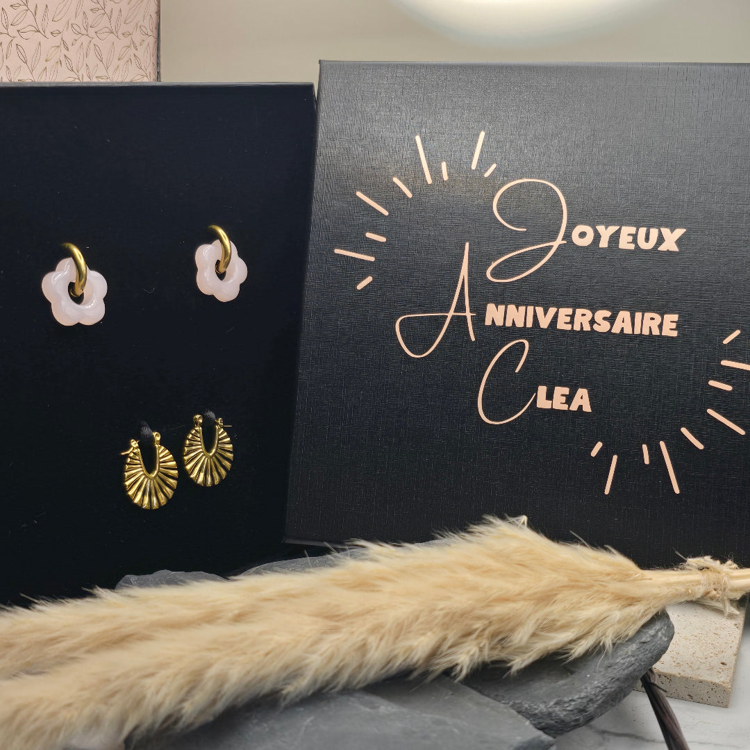 Écrin bijou personnalisé Joyeux anniversaire avec prénom – boîte cadeau Zateka Création