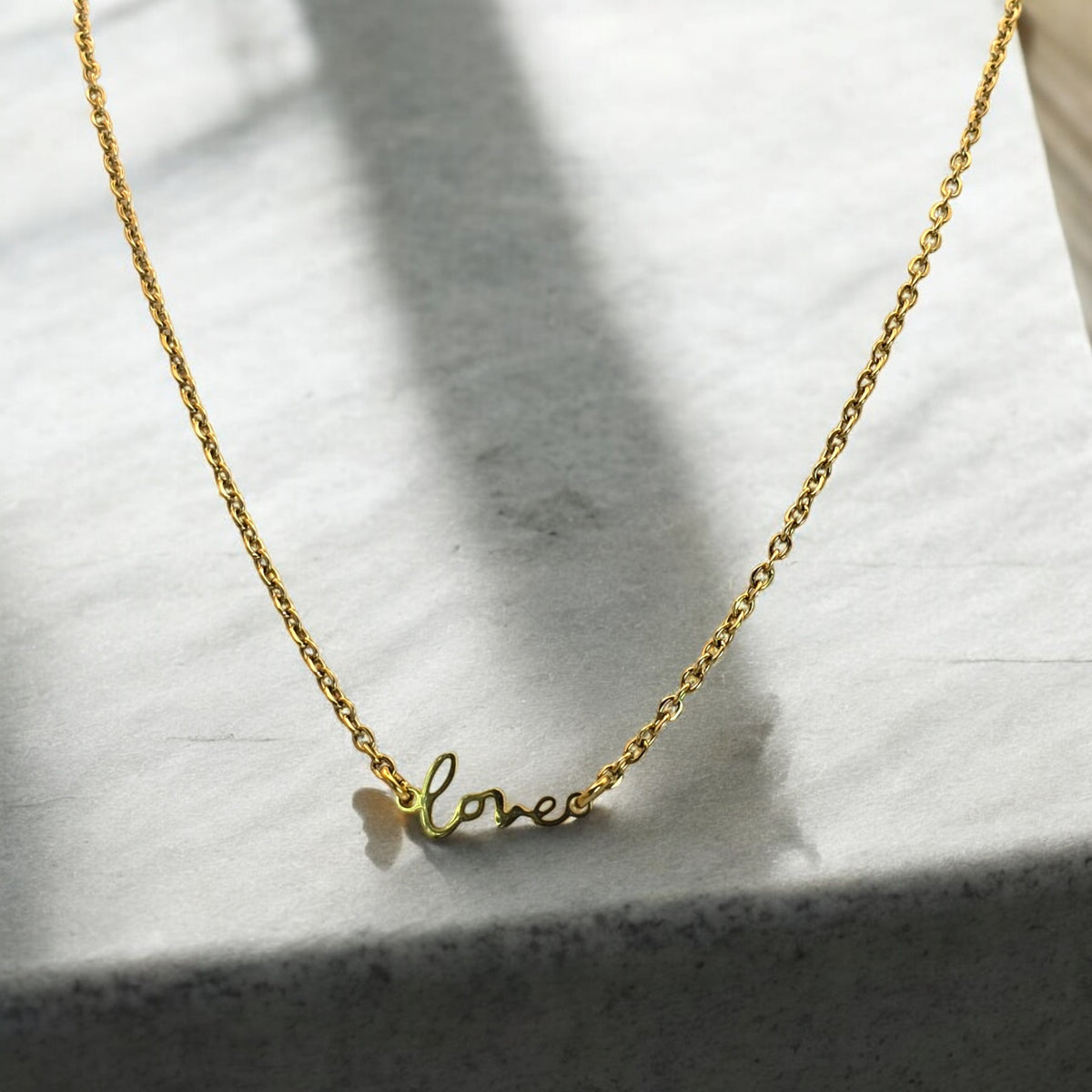 Collier LOVIA Finition dorée