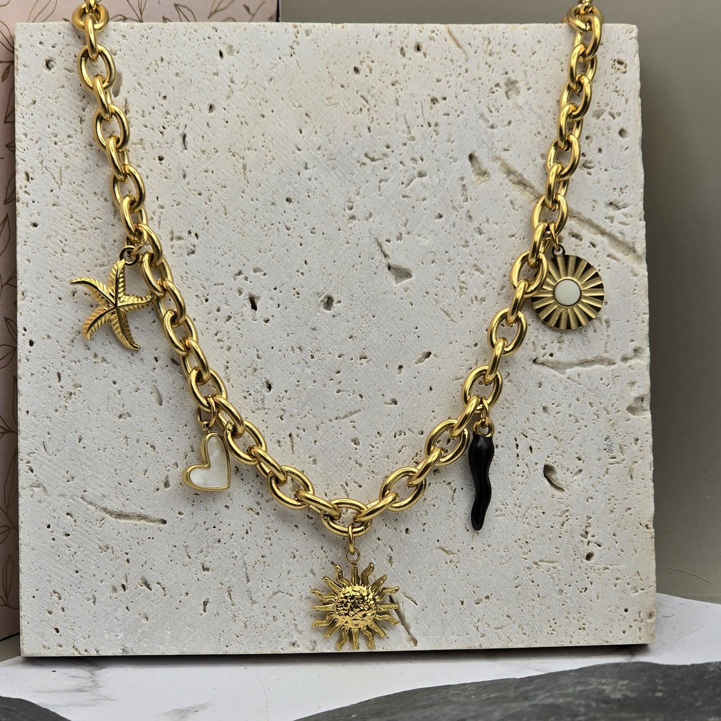 Collier HELIO