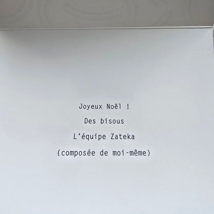 Carte avec message personnalisé, glissée dans un écrin ZATEKA avec bijou doré