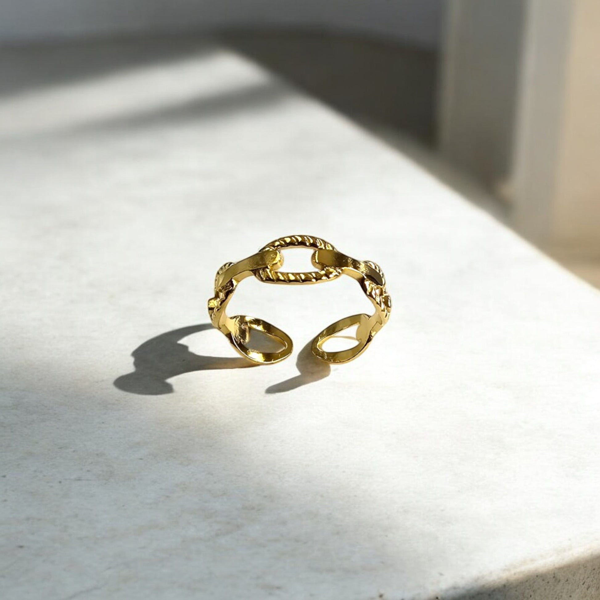 bague ajustable dorée bijou femme inspiration maille tendance