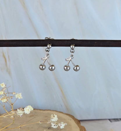 Boucles d’oreilles cerise en acier inoxydable argenté modèle CHERRY
