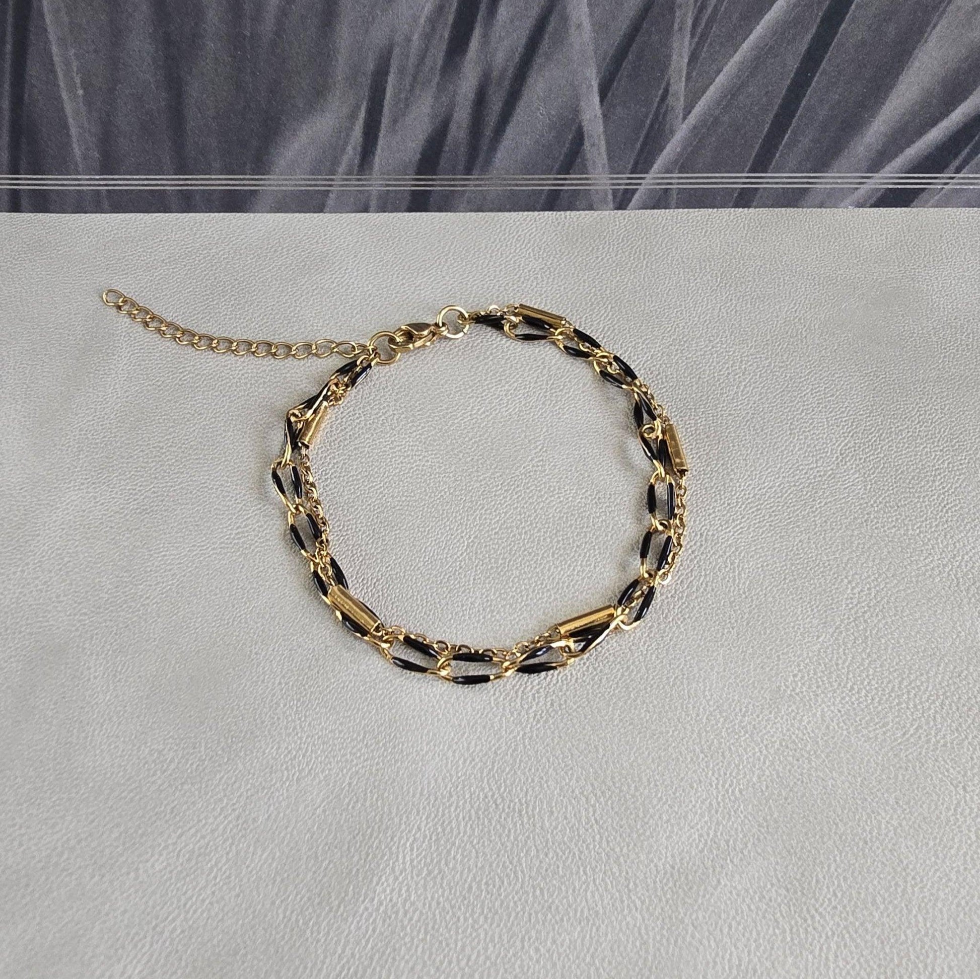 Bracelet AUDORA, bijou de créateur Zatéka, assemblé à la main en Haute-Savoie près d’Annecy