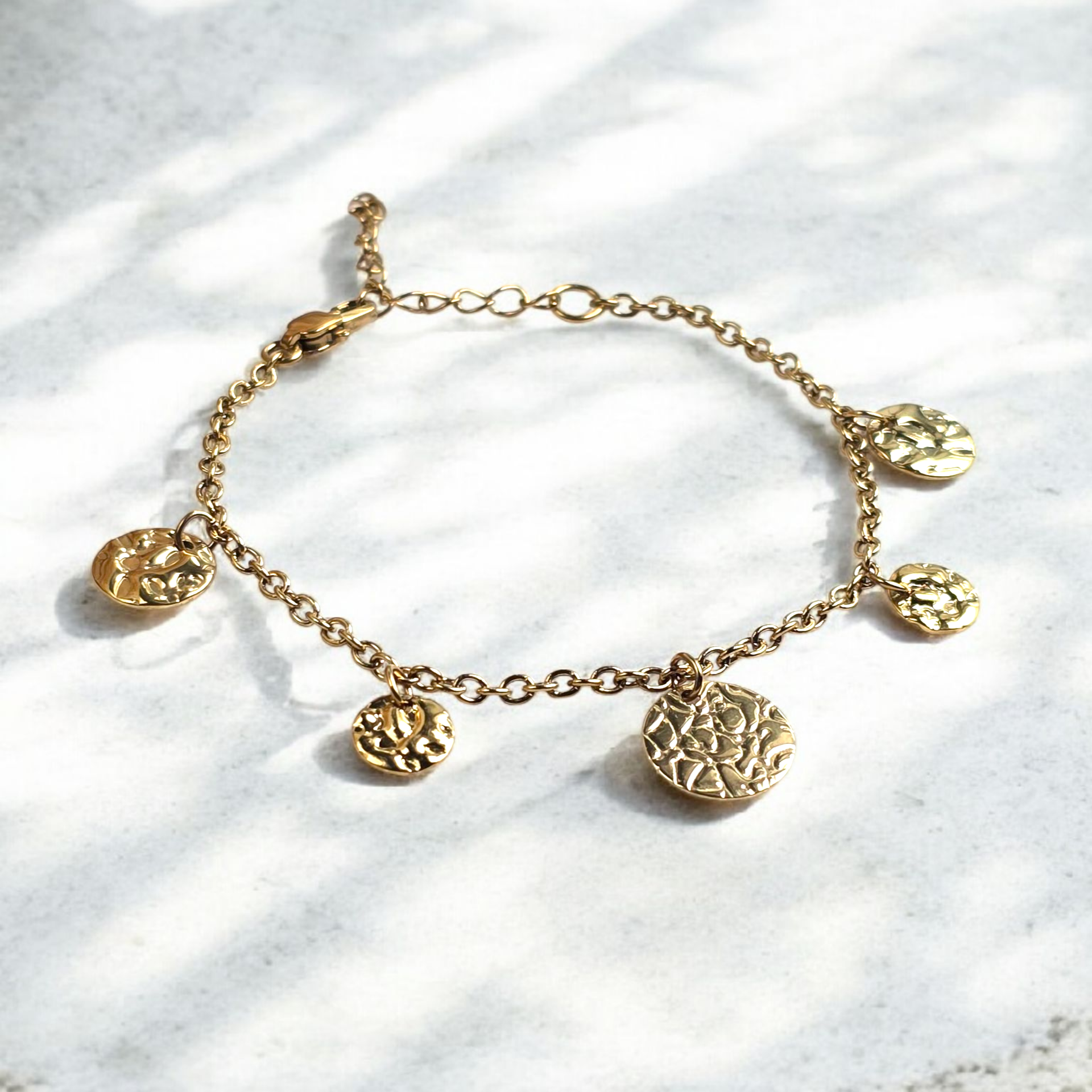 bracelet pampilles sequins dorés