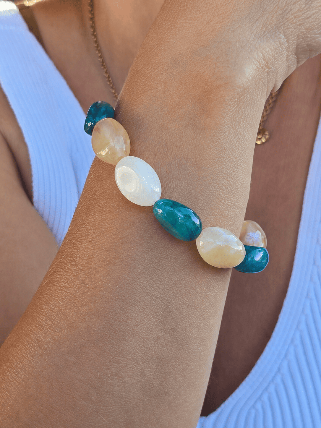 bracelet-tendance-femme-perles-colorees-mira
