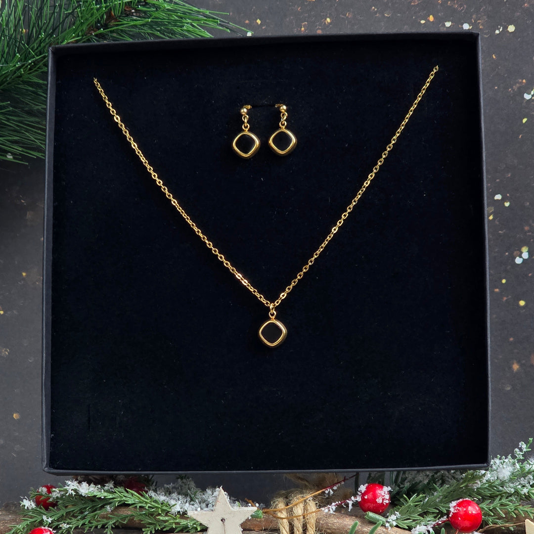 coffret bijou femme noel collier email noir et boucles dorees zateka