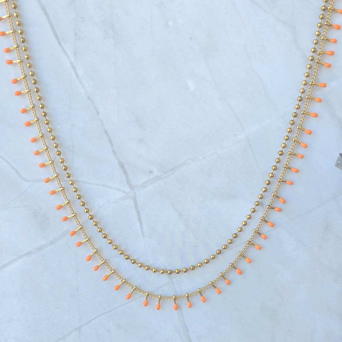 Collier double rang femme en acier inoxydable doré avec chaîne bille.