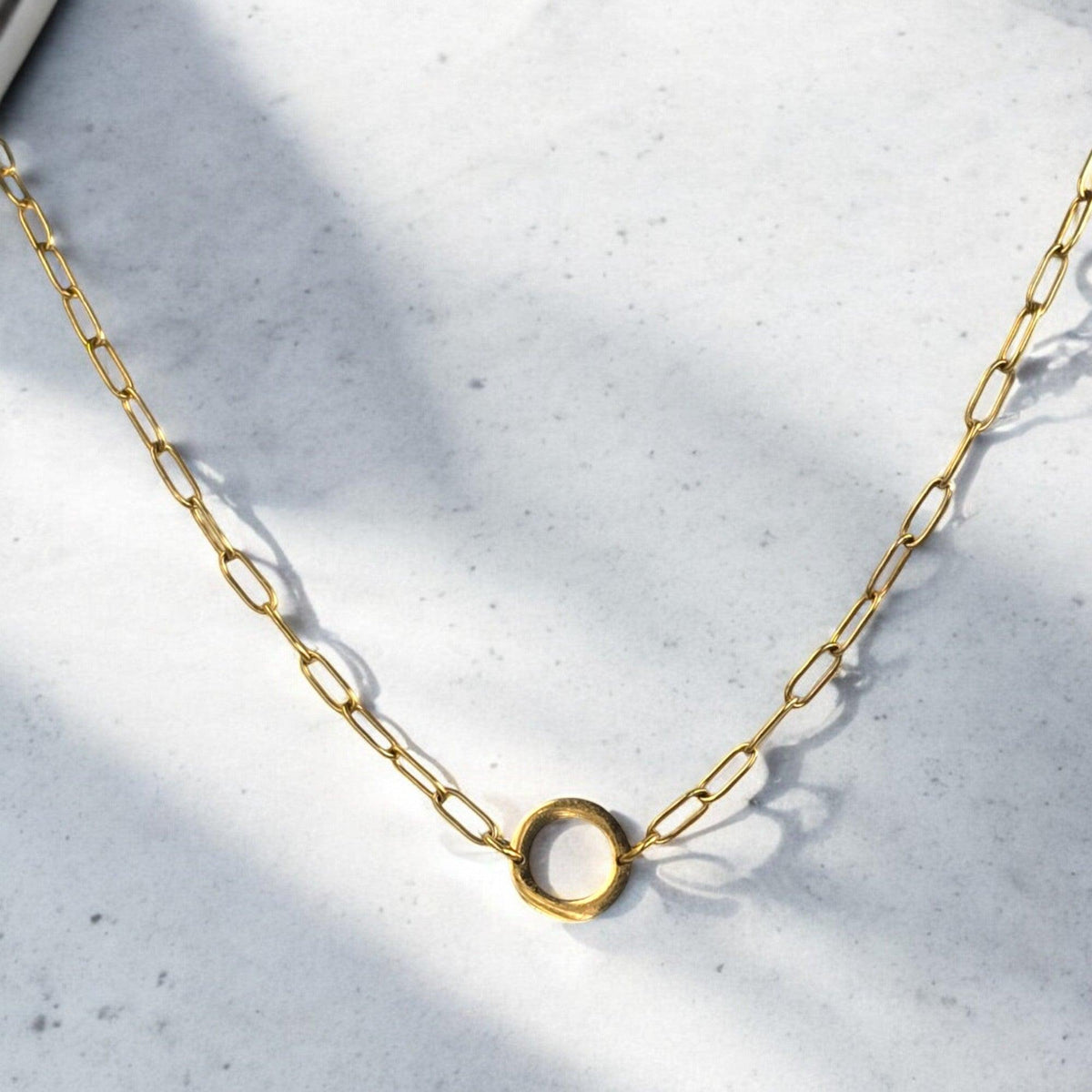 Collier EOS