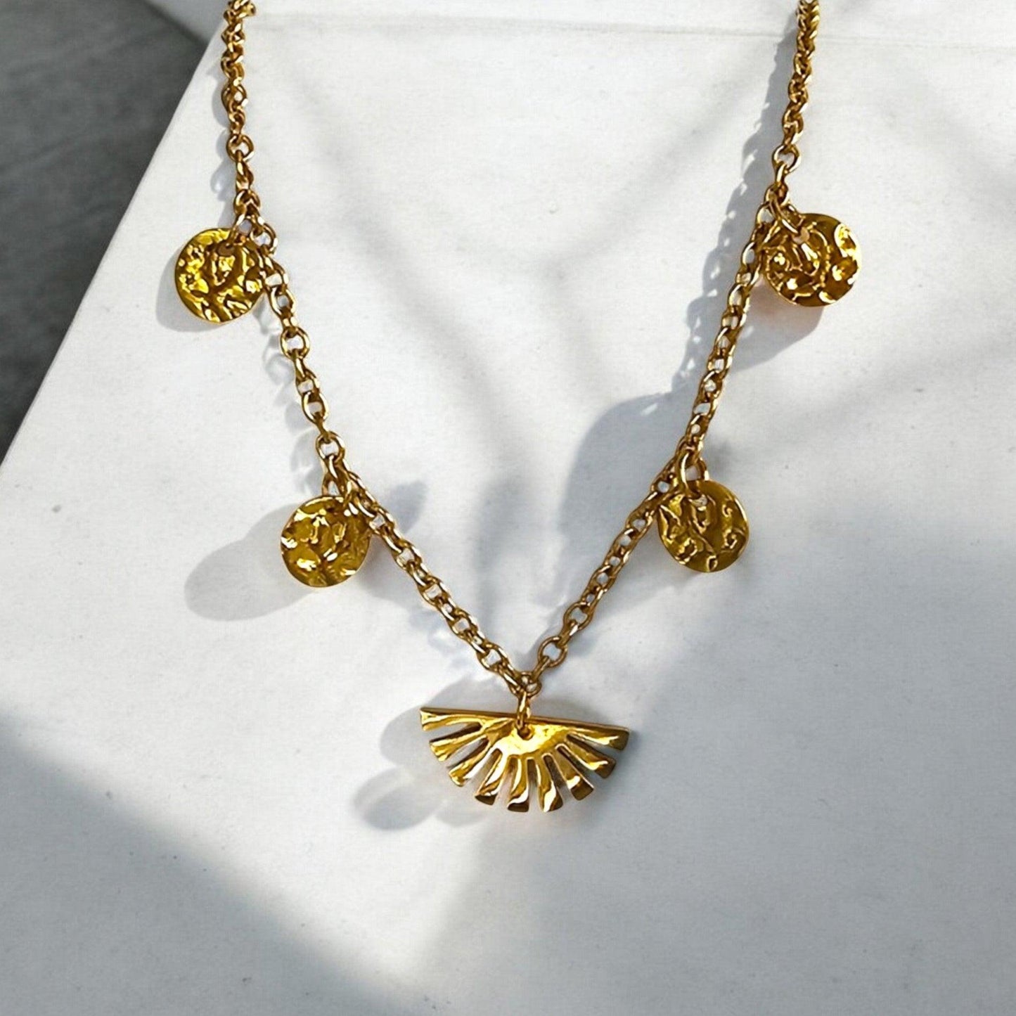 Collier HECATE