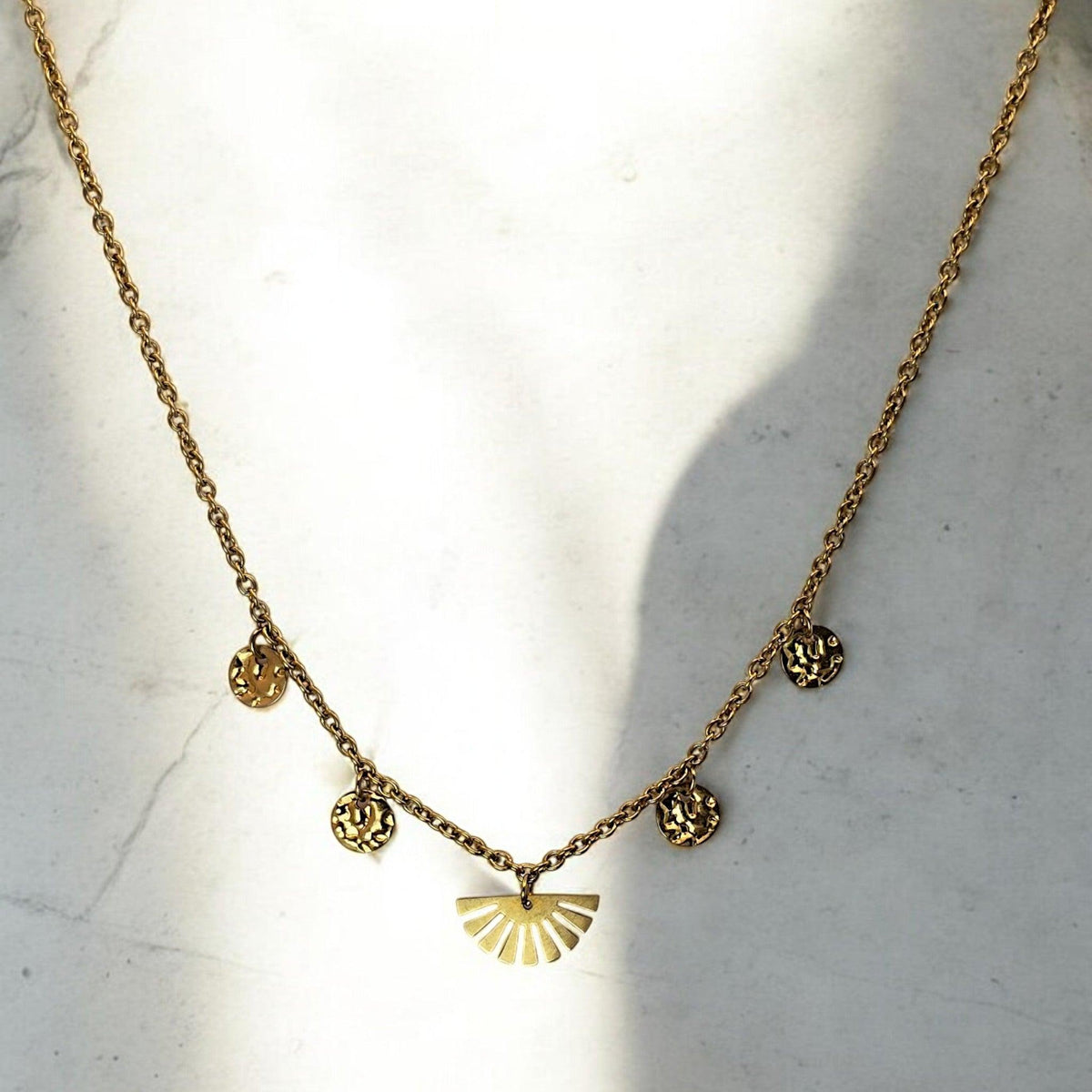 Collier HECATE