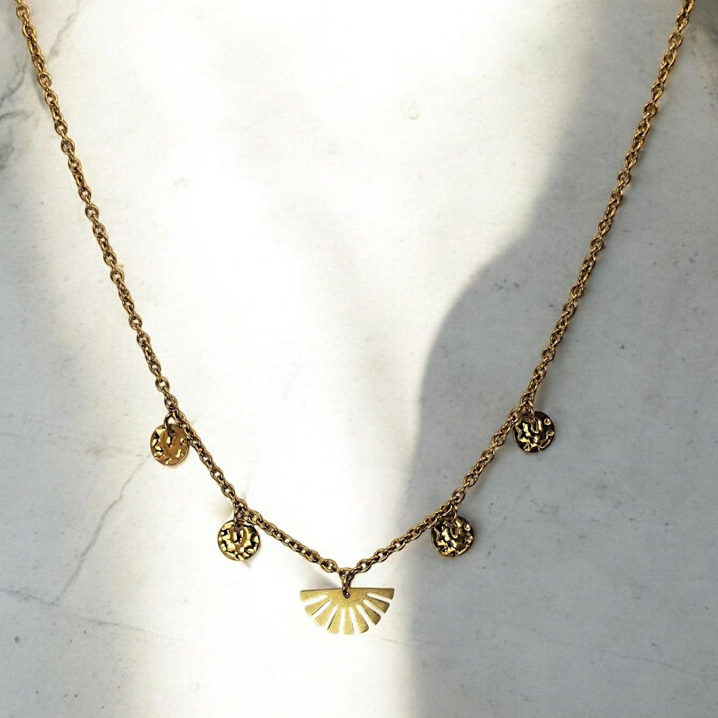 Collier HECATE