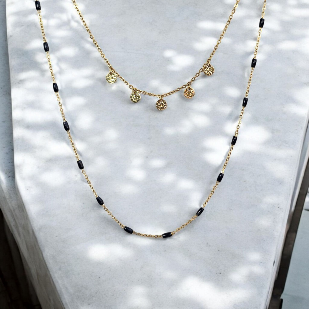 Collier Ismeria Duo doré avec double chaîne et détails noirs
